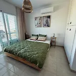 Too Coool 2 Bedroom Ellia Apartmán