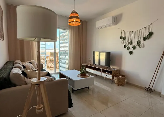 アパート Too Coool 2 Bedroom Panorama Gardens パラリムニ