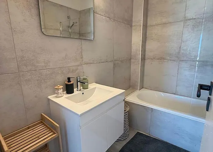 Too Coool 2 Bedroom Panorama Gardens Paralimni