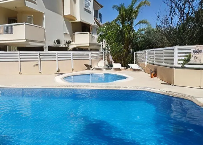 アパート Too Coool 2 Bedroom Panorama Gardens パラリムニ